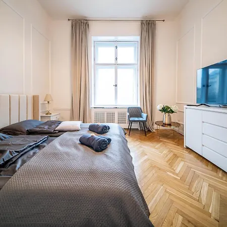 Budapest Riverfront Apartment Exterior photo