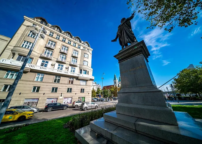 Budapest Riverfront Apartment